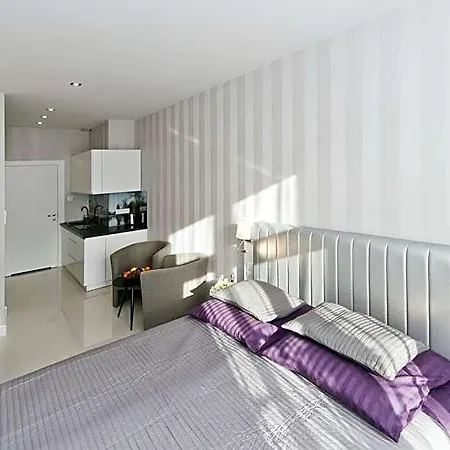 Softly Apartmanhotel 4*